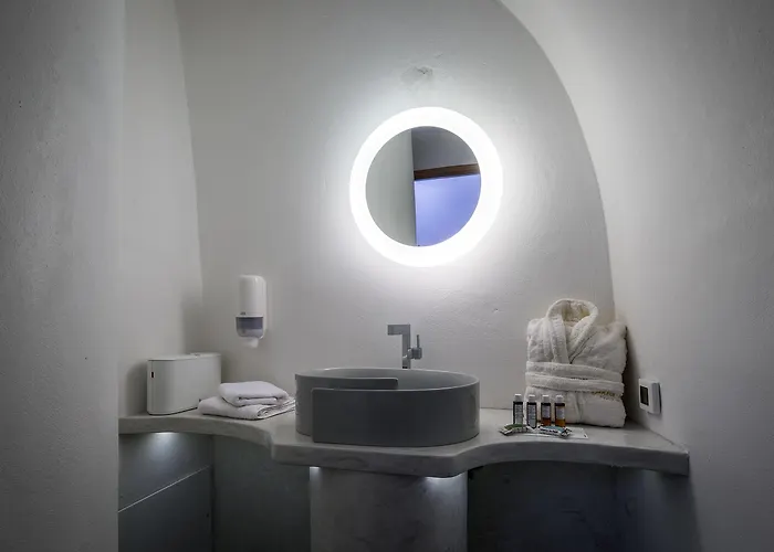 Elite Luxury Hotel Oia
