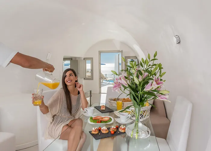 Elite Luxury Hotel Oia